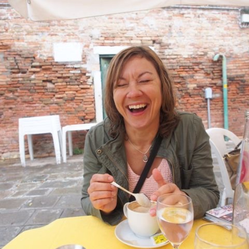 Meet your Posher, Adrienne